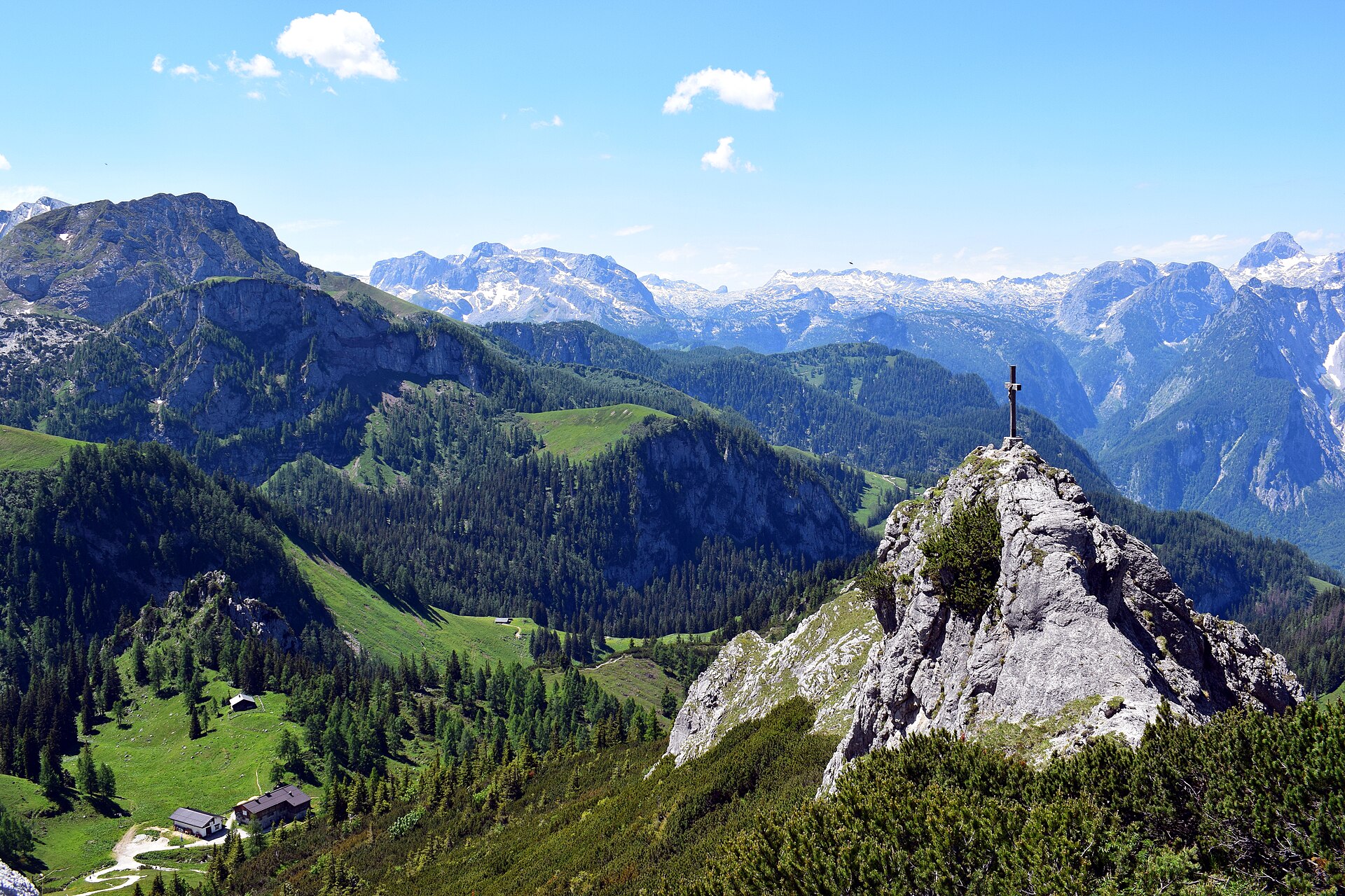 Schneibsteinhaus below the rugged Pfaffenkegel in the Berchtesgaden Alps.