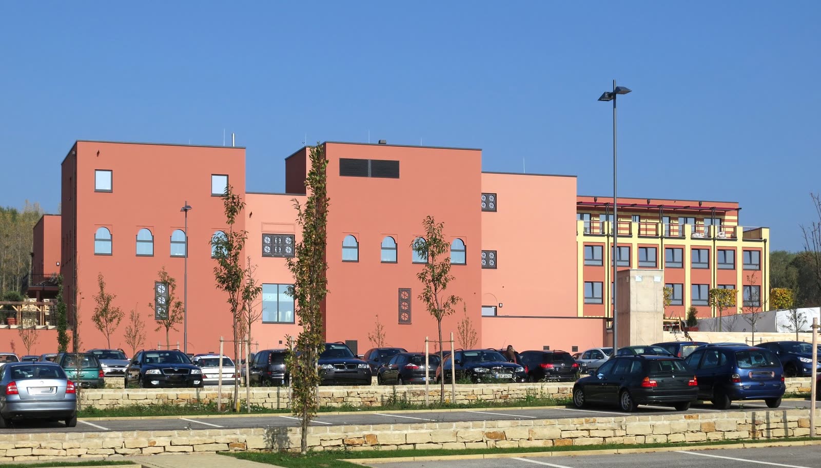 Terracotta Moroccan-style exterior of Saarland Therme and its connected hotel at Rilchingen.